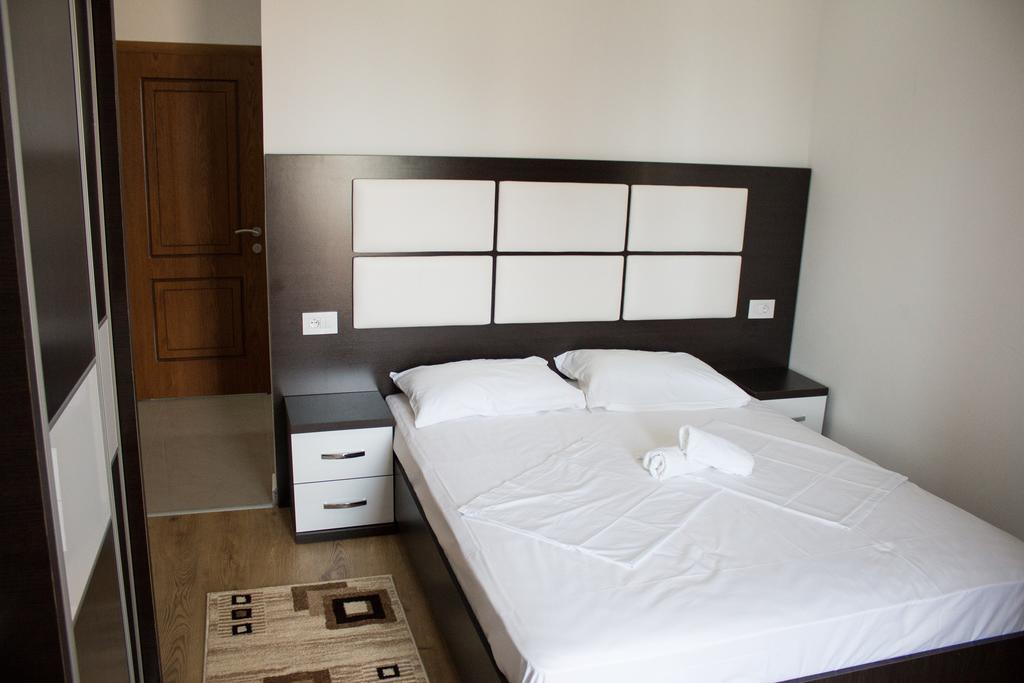 Apartments Sija Улцинь Экстерьер фото